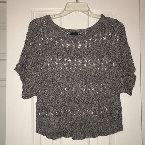 Like new, Cropped grey sweater!